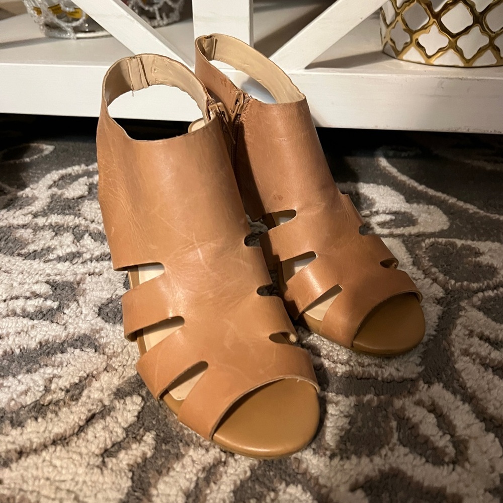 Inc International Concepts Giannah Khaki Tan Leather Sandals Shoes Sz 9
